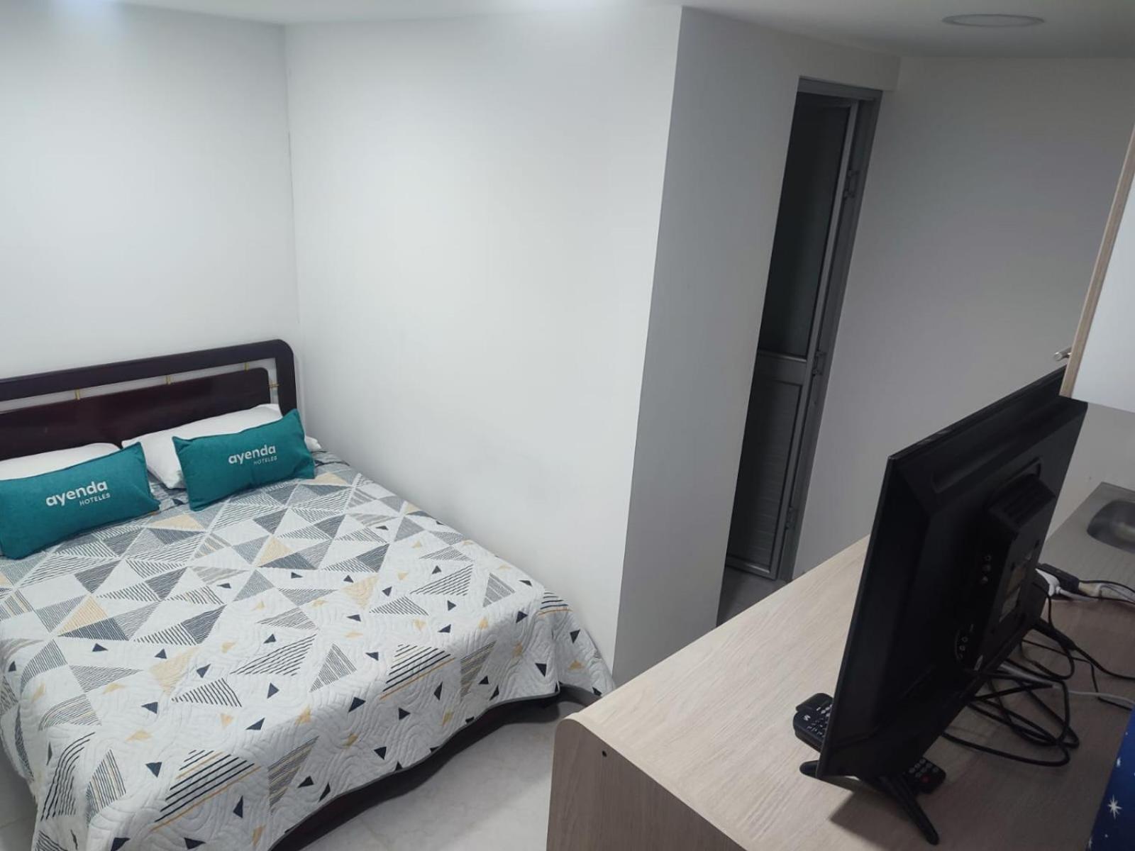 Hotel Torre 15 Bogota — Fotos 1